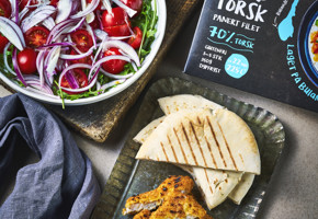 Sprø torsk i pita